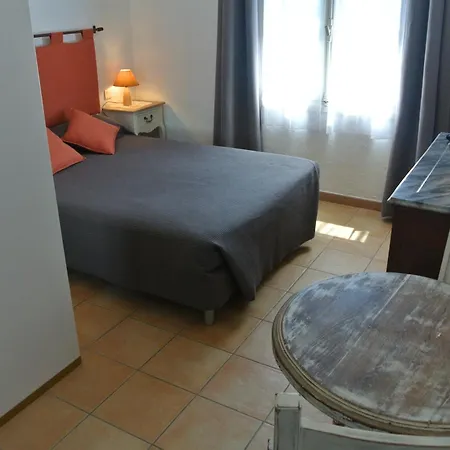 Castel Mistral 酒店