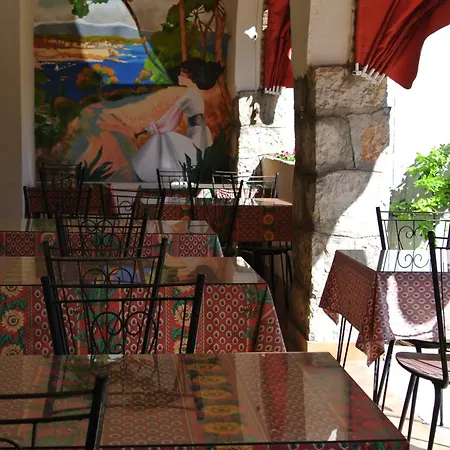 Castel Mistral 3* Juan-les-Pins