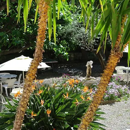 酒店 Castel Mistral 3*