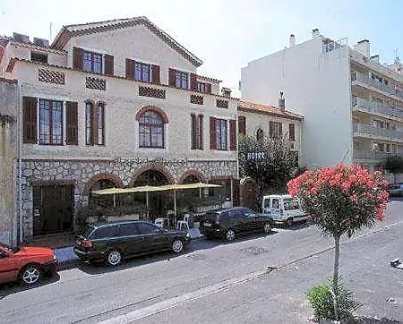 Castel Mistral 3*