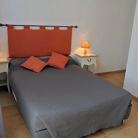 Castel Mistral 3* ז'ואן-לה-פינס