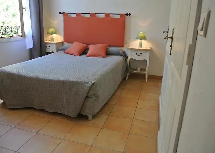 Castel Mistral Hotel 3*